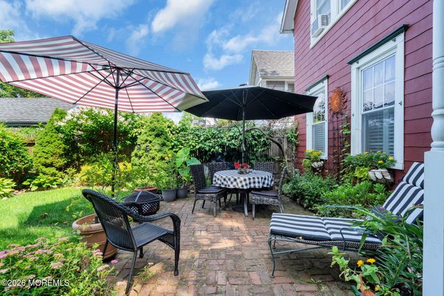 40 1st Street, Rumson, NJ 07760