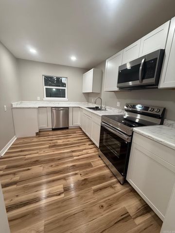 69 Purdue Circle, Little Rock, AR 72204