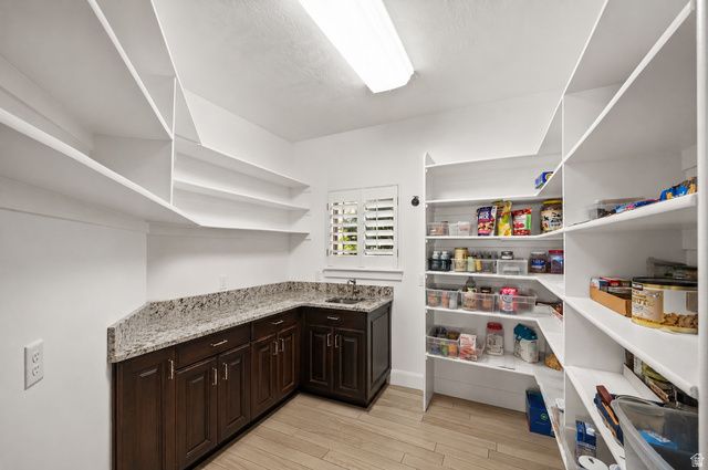 6828 W VISTA SPRINGS DR, Herriman, UT 84096