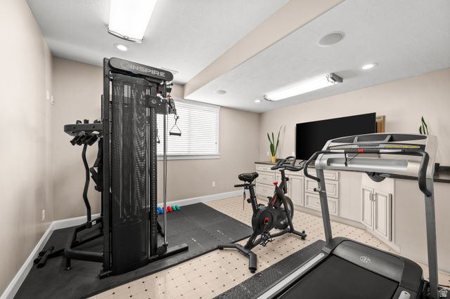 6828 W VISTA SPRINGS DR, Herriman, UT 84096