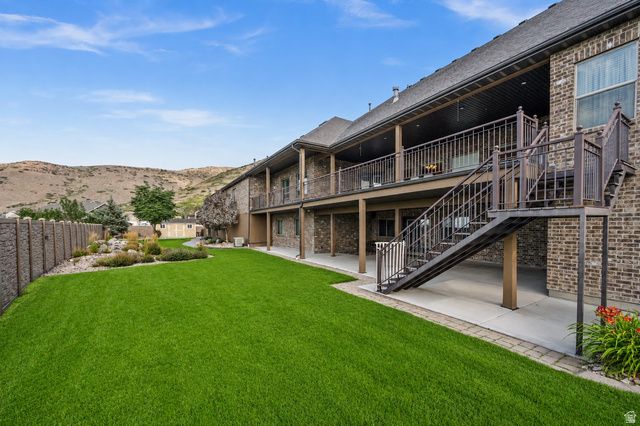 6828 W VISTA SPRINGS DR, Herriman, UT 84096
