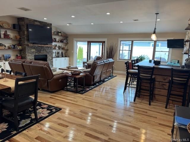 1917 Jackson Avenue, West Islip, NY 11795