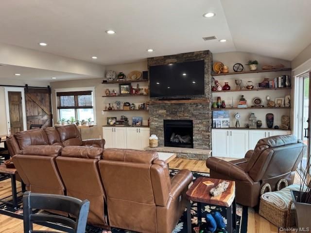 1917 Jackson Avenue, West Islip, NY 11795