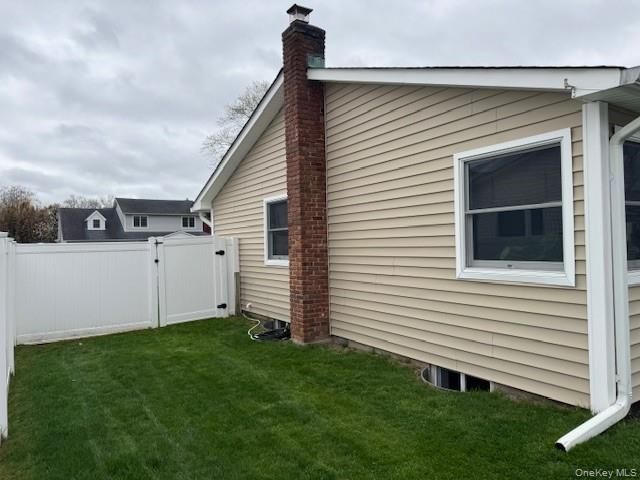 1917 Jackson Avenue, West Islip, NY 11795