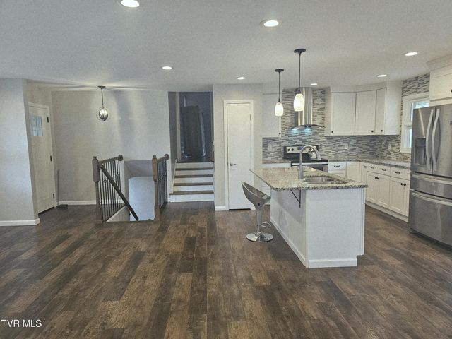 2323 Inglewood Drive, Kingsport, TN 37664