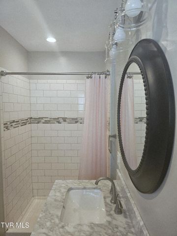 2323 Inglewood Drive, Kingsport, TN 37664