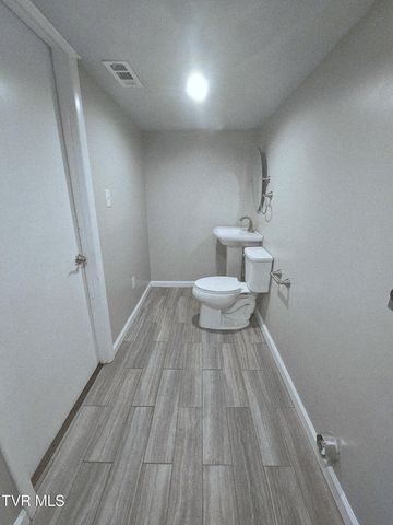 2323 Inglewood Drive, Kingsport, TN 37664