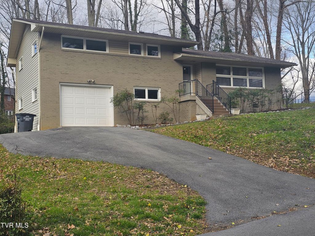 2323 Inglewood Drive, Kingsport, TN 37664