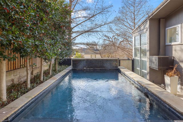 409 Hazelwood Drive, Fort Worth, TX 76107