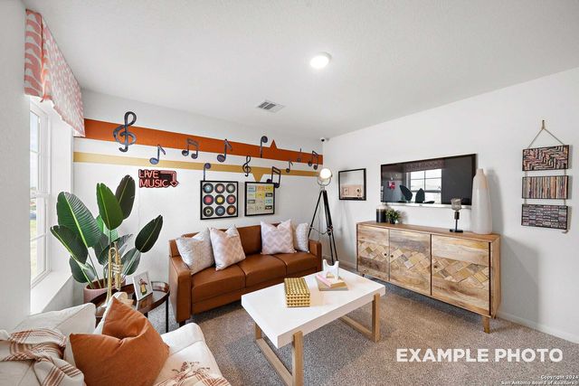 10326 Gala Jct, San Antonio, TX 78224