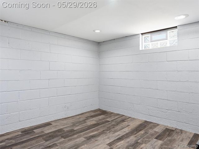 2218 Sprague Avenue, Royal Oak, MI 48067
