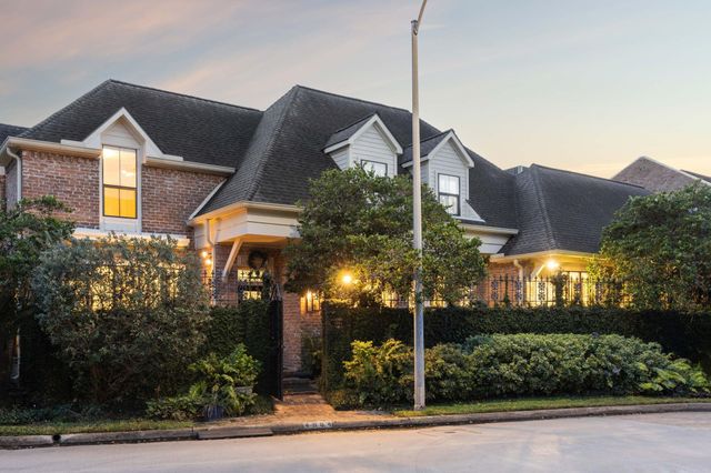 4964 Post Oak Timber Drive, Houston, TX 77056