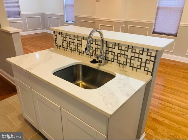 617 MONTPELIER ST, Baltimore, MD 21218