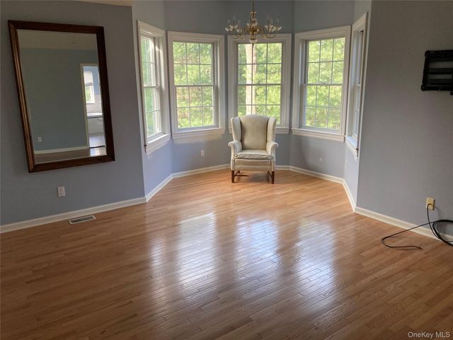 9 Silas Woods Road, Manorville, NY 11949