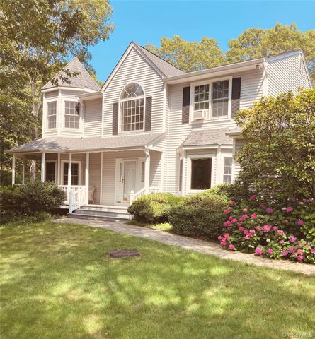 9 Silas Woods Road, Manorville, NY 11949