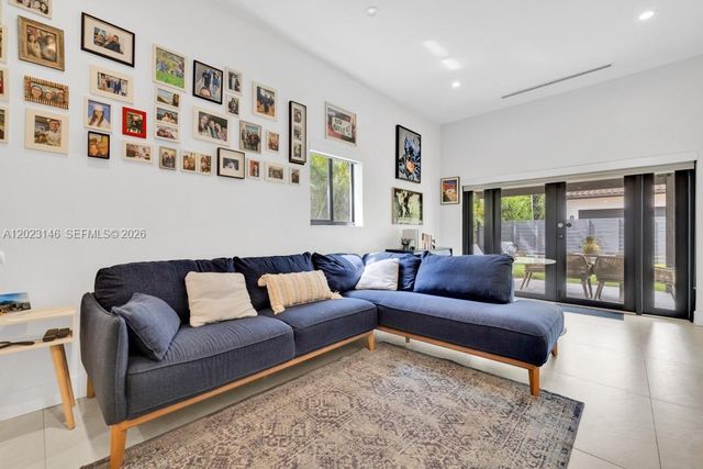 475 NE 91st St, Miami Shores, FL 33138