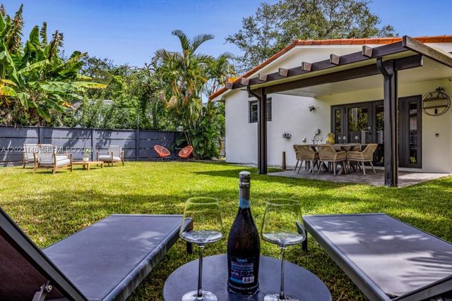 475 NE 91st St, Miami Shores, FL 33138