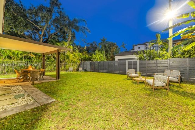 475 NE 91st St, Miami Shores, FL 33138