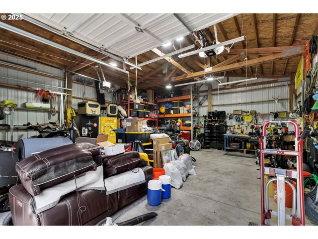 23899 Sw DUTSON Dr, Sherwood, OR 97140