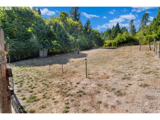 23899 Sw DUTSON Dr, Sherwood, OR 97140