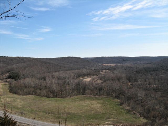 17650 Superior Road, St Robert, MO 65584