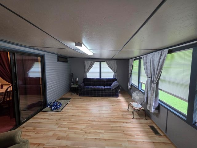 339 Britton Ford Rd, Springville, TN 38256