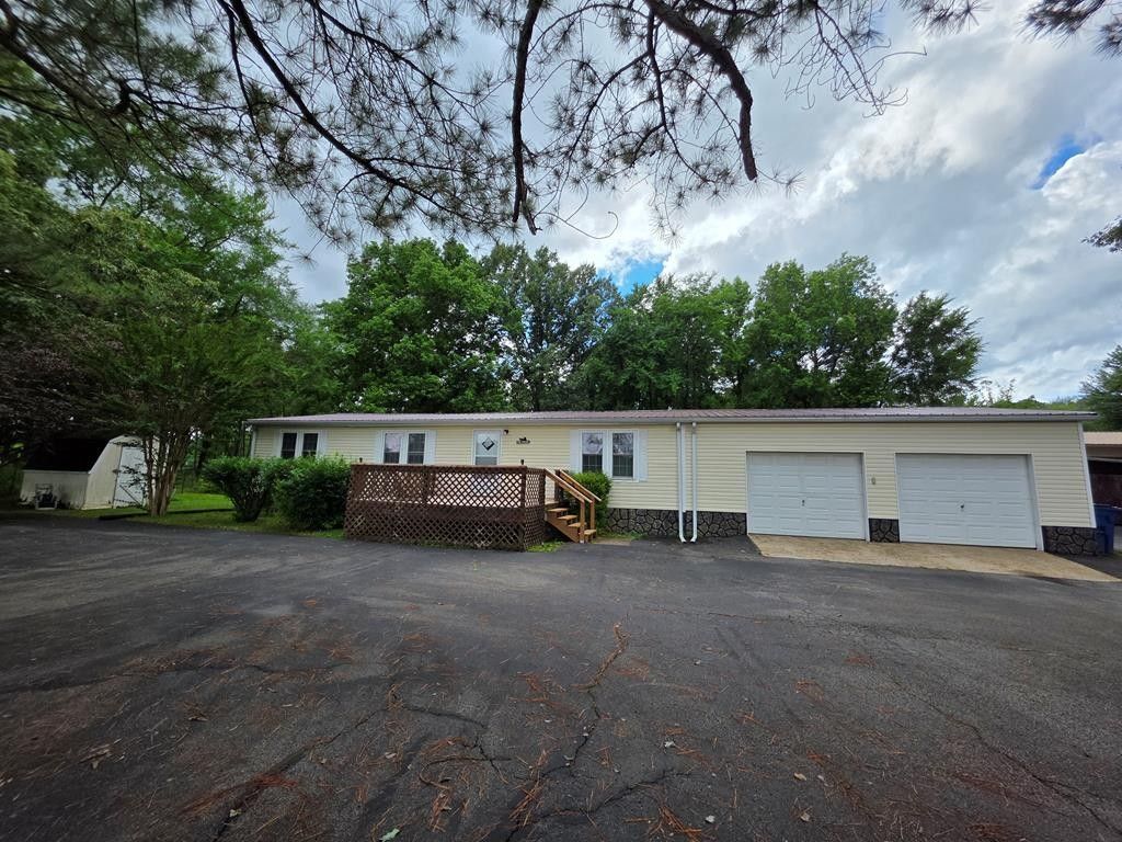 339 Britton Ford Rd, Springville, TN 38256
