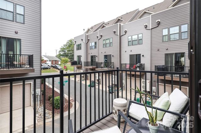 1104 Gleason Way, Charlotte, NC 28217