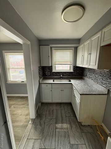 20258 Schaefer Highway 23, Detroit, MI 48235