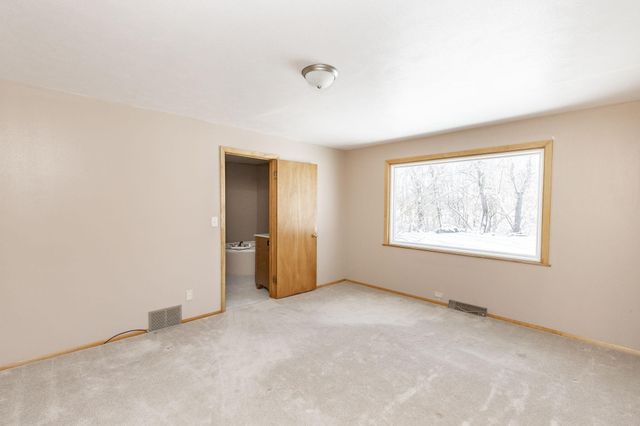 1550 Sheyenne Street, West Fargo, ND 58078