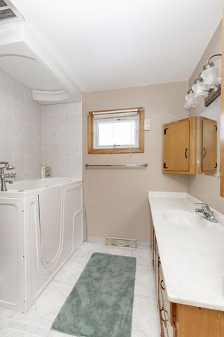 1550 Sheyenne Street, West Fargo, ND 58078