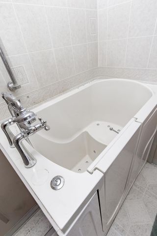 1550 Sheyenne Street, West Fargo, ND 58078