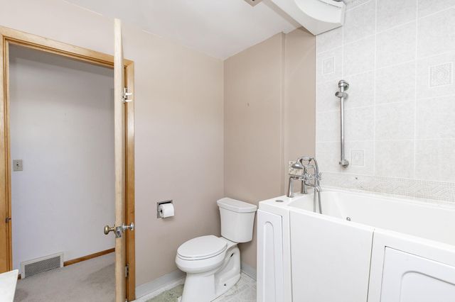 1550 Sheyenne Street, West Fargo, ND 58078