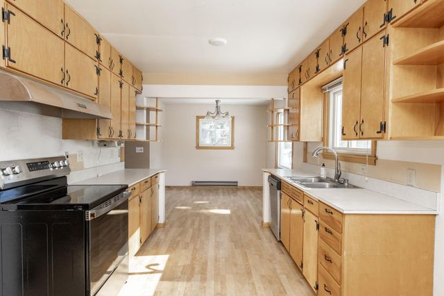 1550 Sheyenne Street, West Fargo, ND 58078