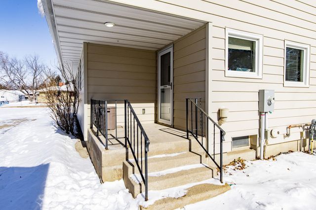 1550 Sheyenne Street, West Fargo, ND 58078