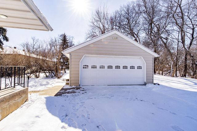 1550 Sheyenne Street, West Fargo, ND 58078