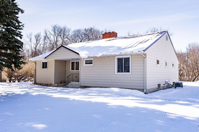 1550 Sheyenne Street, West Fargo, ND 58078