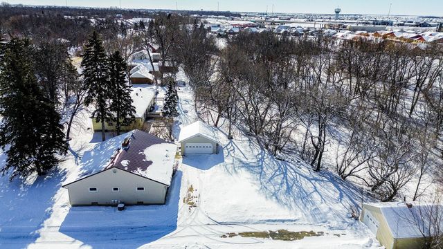 1550 Sheyenne Street, West Fargo, ND 58078