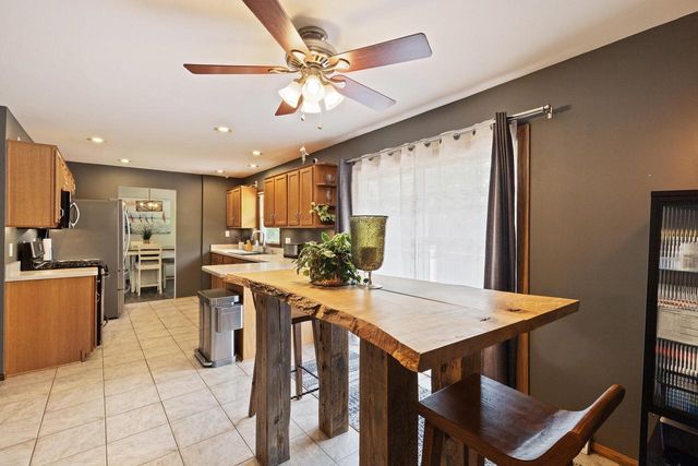 8031 S 59th STREET, Franklin, WI 53132