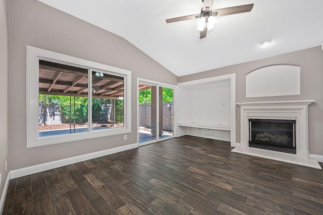 7617 Laguna Beach Way, Antelope, CA 95843