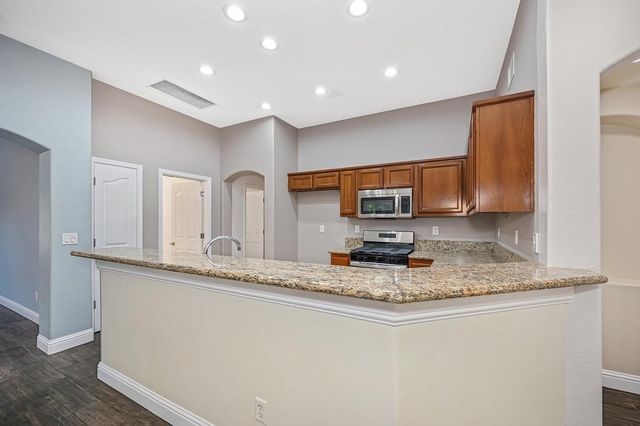 7617 Laguna Beach Way, Antelope, CA 95843