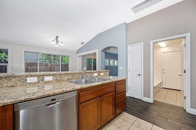 7617 Laguna Beach Way, Antelope, CA 95843