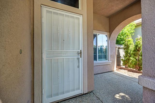 7617 Laguna Beach Way, Antelope, CA 95843