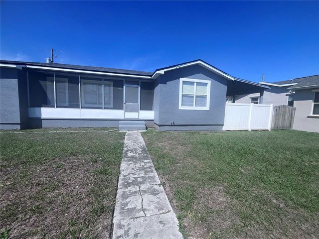 3215 W PINE STREET, Tampa, FL 33607