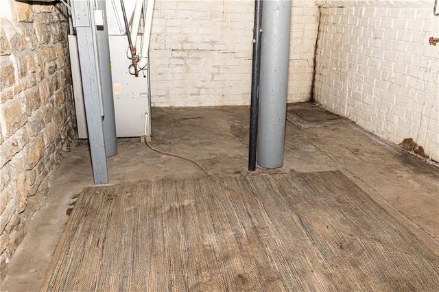 1901 S Hardy Avenue, Independence, MO 64052