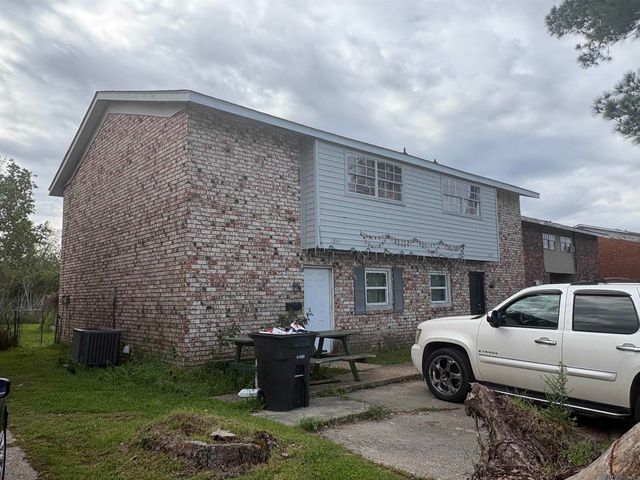 13842-13844 Goodwood Dr, Baton Rouge, LA 70815