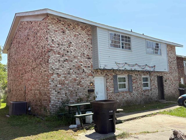 13842-13844 Goodwood Dr, Baton Rouge, LA 70815