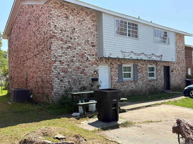 13842-13844 Goodwood Dr, Baton Rouge, LA 70815