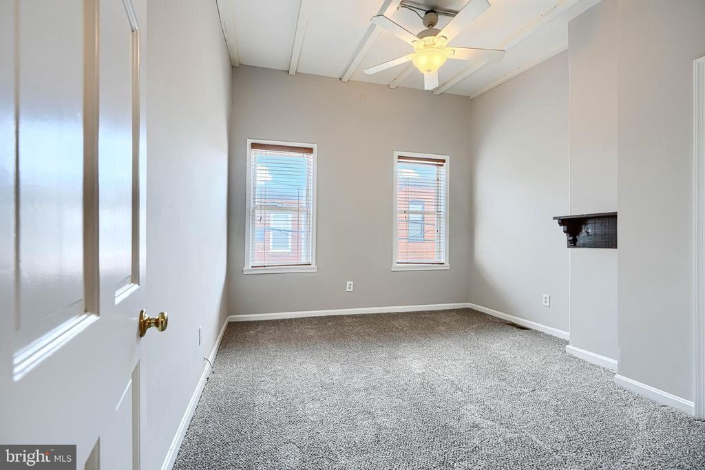 1230 WALL ST, Baltimore, MD 21230