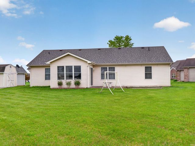 1402 Barrington Drive, Auburn, IN 46706